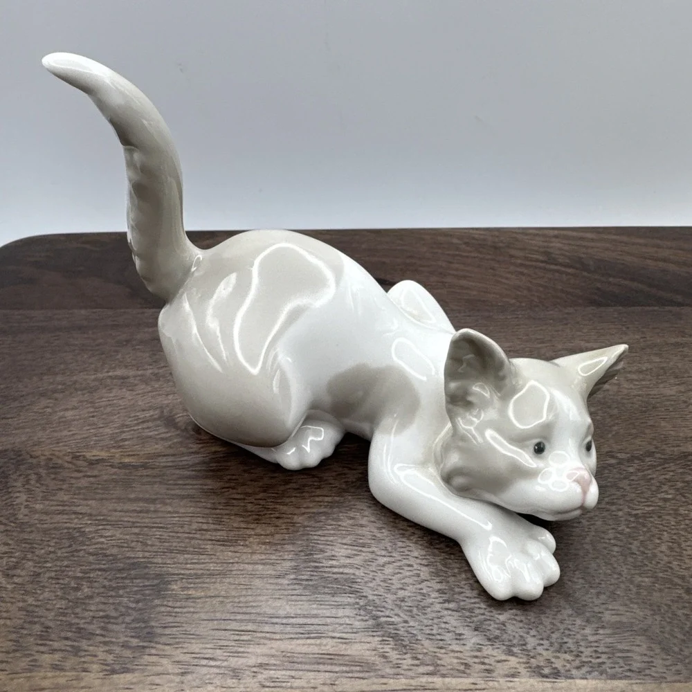 Llardo Cat Figurine Statute 5112 Attentive Playful Pouncing Kitten‎ Retired Vtg